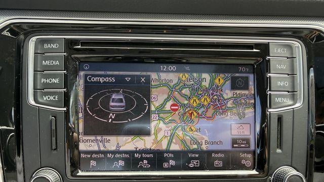 2016 Volkswagen Passat 1.8T SE