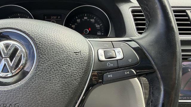 2016 Volkswagen Passat 1.8T SE