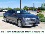 2017 Passat Thumbnail 1