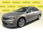 2018 Passat Thumbnail 15