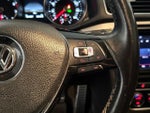 2018 Passat Thumbnail 21