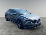2020 Passat Thumbnail 3