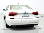 2017 Passat Thumbnail 6