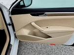 2017 Passat Thumbnail 25
