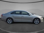 2014 Passat Thumbnail 4