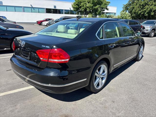 2014 Volkswagen Passat - $9,900