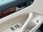 2013 Passat Thumbnail 21