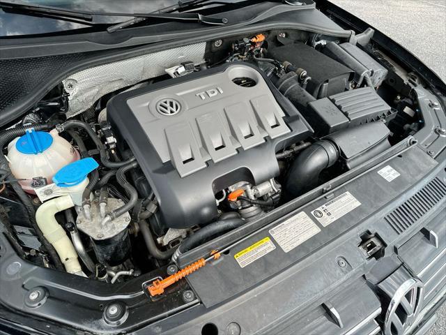 2013 Volkswagen Passat - $7,839