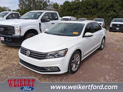 Photo of a 2016 Volkswagen Passat 1.8T SEL 4DR Sedan for sale
