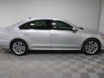 2017 Passat Thumbnail 25