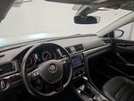 2017 Passat Thumbnail 9