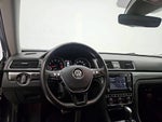 2017 Passat Thumbnail 10