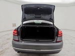 2017 Passat Thumbnail 22