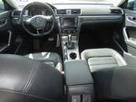 2017 Passat Thumbnail 20