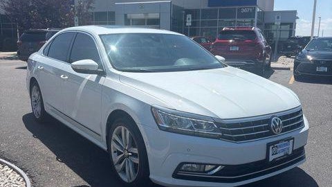 Preowned 2017 Volkswagen Passat 1.8T SEL Premium for Sale