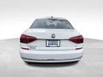 2017 Passat Thumbnail 5