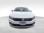 2017 Passat Thumbnail 9