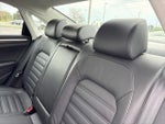 2017 Passat Thumbnail 24