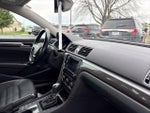 2017 Passat Thumbnail 32