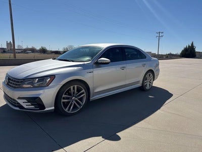 2017 Volkswagen Passat 1.8T R-LINE 4DR Sedan