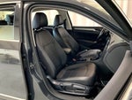 2017 Passat Thumbnail 5
