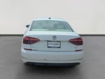 2017 Passat Thumbnail 4