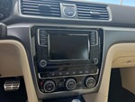 2017 Passat Thumbnail 12