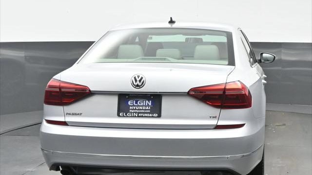 2017 Volkswagen Passat 1.8T R-Line