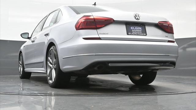 2017 Volkswagen Passat 1.8T R-Line