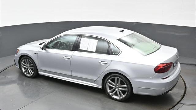 2017 Volkswagen Passat 1.8T R-Line