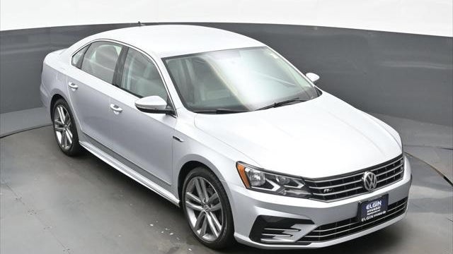 2017 Volkswagen Passat 1.8T R-Line