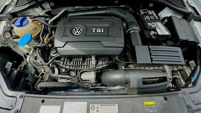 2017 Volkswagen Passat 1.8T R-Line