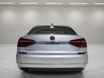 2017 Passat Thumbnail 4
