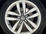 2017 Passat Thumbnail 27