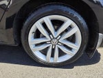 2017 Passat Thumbnail 9