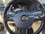 2017 Passat Thumbnail 23