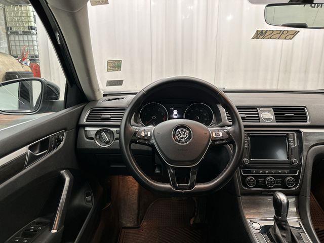 2017 Volkswagen Passat - $6,250