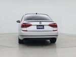 2018 Passat Thumbnail 6