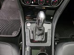 2018 Passat Thumbnail 17