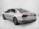 2018 Passat Thumbnail 5