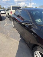 2018 Passat Thumbnail 4