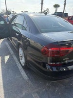 2018 Passat Thumbnail 8
