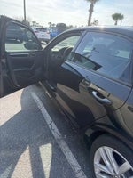 2018 Passat Thumbnail 9