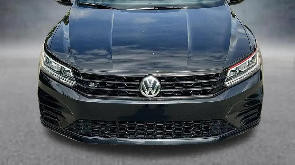 2018 Volkswagen Passat V6 GT