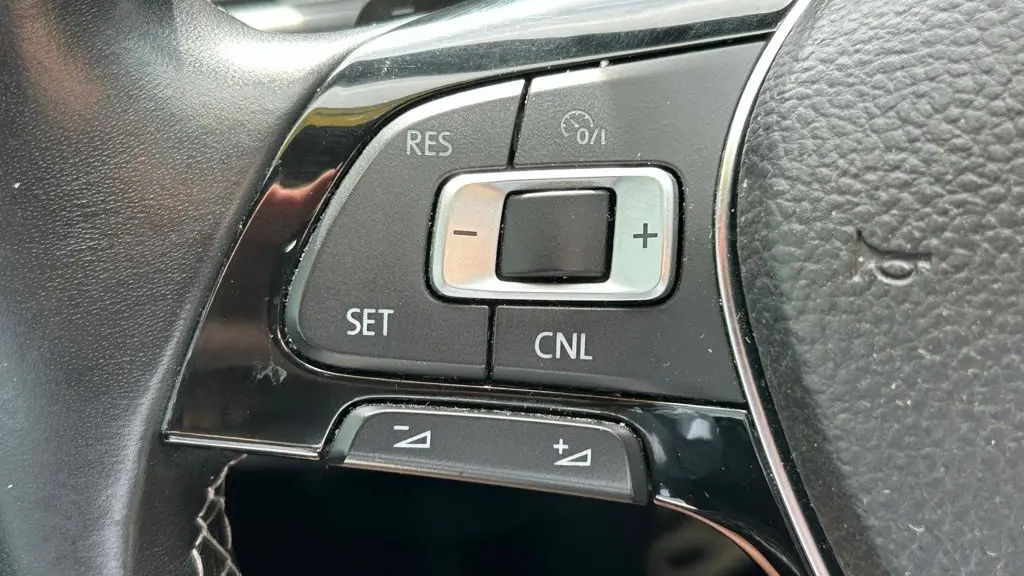 2018 Volkswagen Passat V6 GT