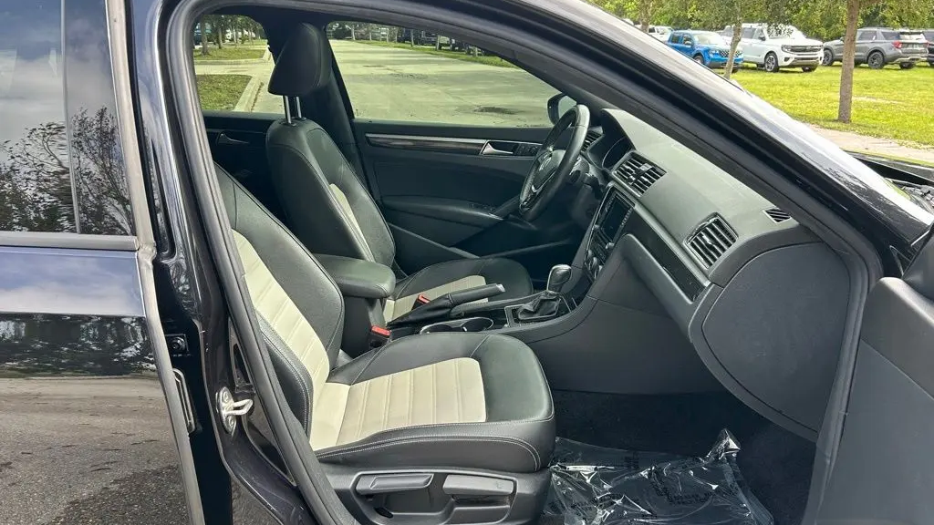 2018 Volkswagen Passat V6 GT
