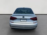 2018 Passat Thumbnail 4