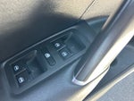 2018 Passat Thumbnail 13