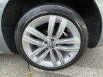 2019 Passat Thumbnail 13