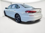 2020 Passat Thumbnail 3
